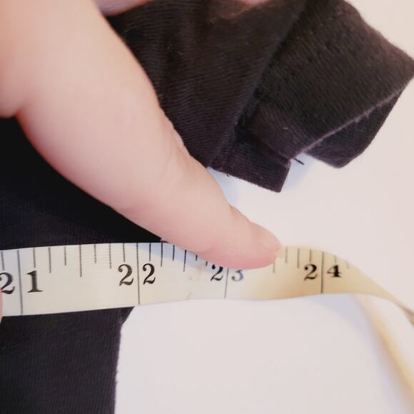 Everlane 100% New York black short sleeved t-shirt size medium - Picture 5 of 6